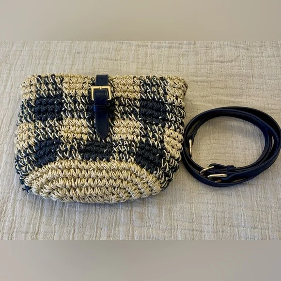 Nearly new! Vineyard Vines Navy Gingham 2 Way Bag - Picture 15 of 15